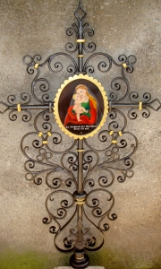 Kreuz Frankreich mit Gnadenbild Mariahilf blattvergoldet