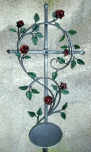 Urnen Rosenkreuz bemalt 100x50 cm,  Urnengrabkreuz für den Friedhof